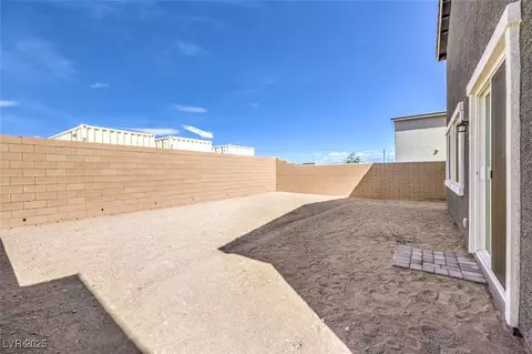 Exterior - 563 Ruby Robin Ave #744, Henderson, NV 89011 photo 3 of 4