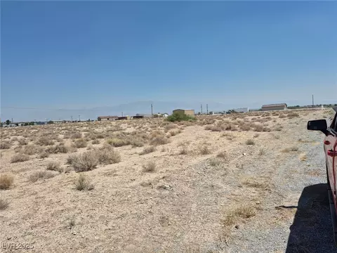 2360 Shirley St, Pahrump, NV 89048