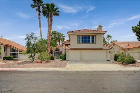 5609 Indian Ridge Dr, North Las Vegas, NV 89031