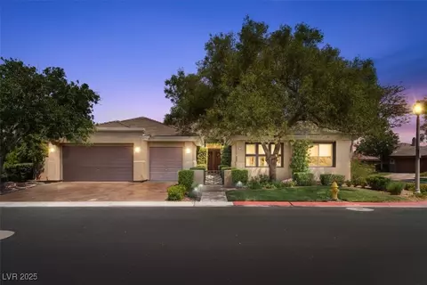 104 Valiente St, Las Vegas, NV 89144