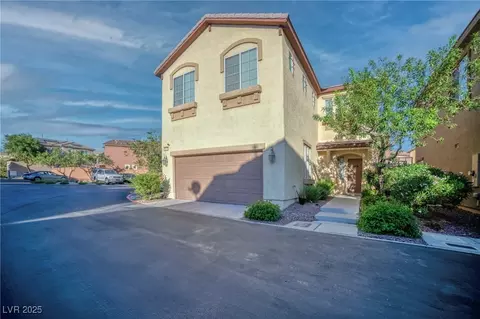 8137 Satin Carnation Ln, Las Vegas, NV 89166