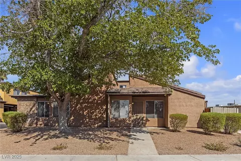 1544 Hialeah Dr #A, Las Vegas, NV 89119