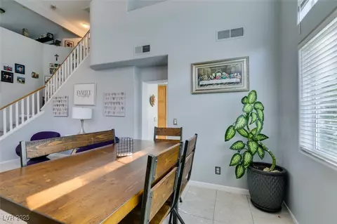 Dining - 2187 Eaglecloud Dr, Henderson, NV 89074 photo 2 of 2