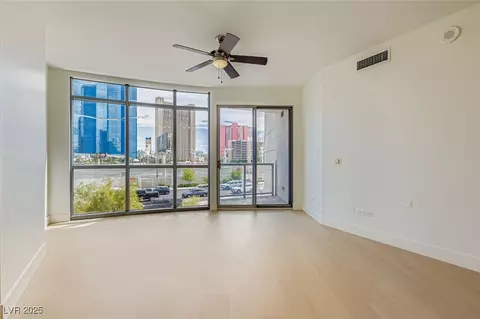 200 W Sahara Ave #204, Las Vegas, NV 89102
