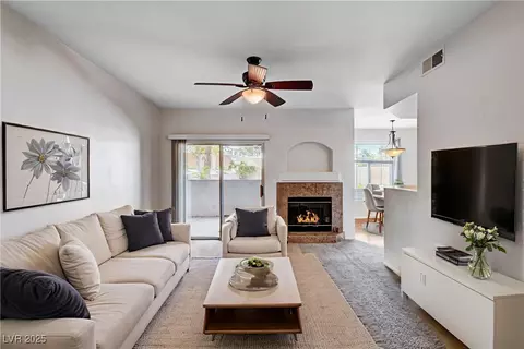 121 Emerald Forest St #103, Las Vegas, NV 89145