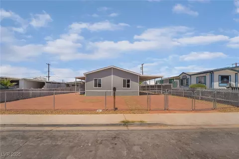 6214 Mount Rainier Ave, Las Vegas, NV 89156