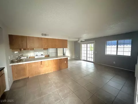 101 Luna Way #253, Las Vegas, NV 89145