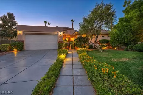 9900 Alegria Dr, Las Vegas, NV 89144