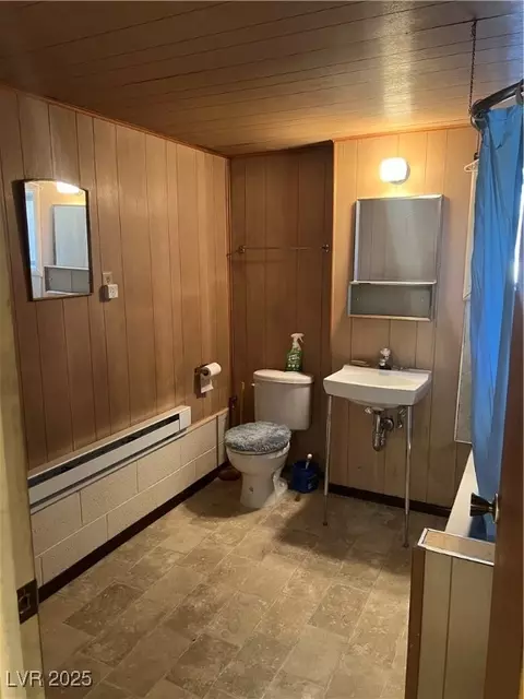 Bath - 22 Reno Rd, Ely, NV 89301 photo 2 of 2