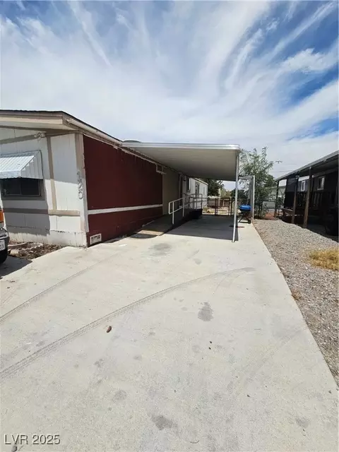 120 W Vegas Valley Dr, Pahrump, NV 89048