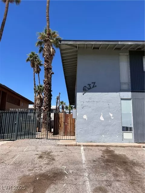 637 N 11th St, Las Vegas, NV 89101