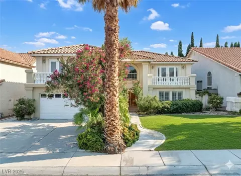8229 Aqua Spray Ave, Las Vegas, NV 89128