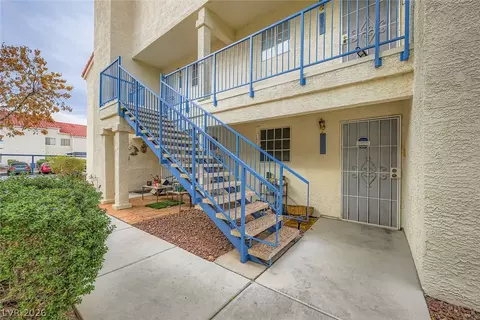 2725 S Nellis Blvd #2047, Las Vegas, NV 89121
