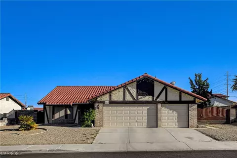 8517 Soneto Ln, Las Vegas, NV 89117