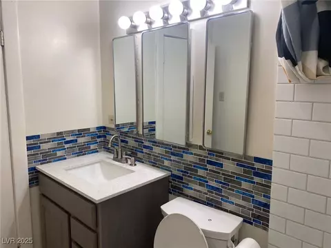 Bath - 1001 Mill St, Ely, NV 89301 photo 2 of 3