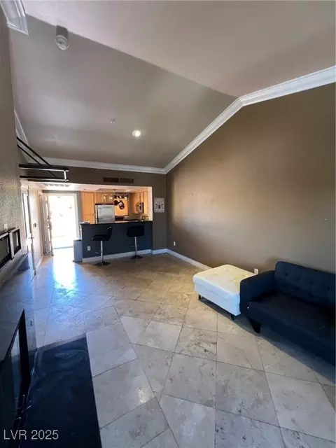 210 E Flamingo Rd #419, Las Vegas, NV 89169