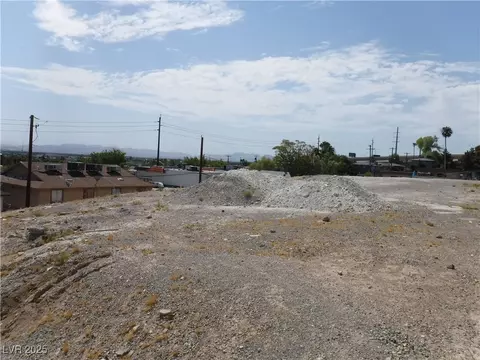 Thirteenth Street, Las Vegas, NV 89101