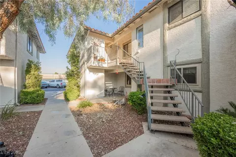 6721 W Charleston Blvd #3, Las Vegas, NV 89146