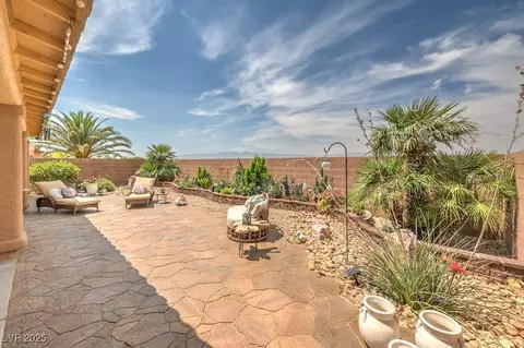 4300 S Gressa St, Pahrump, NV 89061