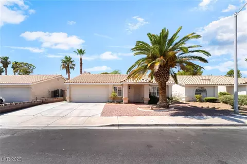 1427 Pathfinder Rd, Henderson, NV 89014