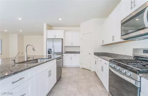 7654 Duran Harbor Ln, North Las Vegas, NV 89084