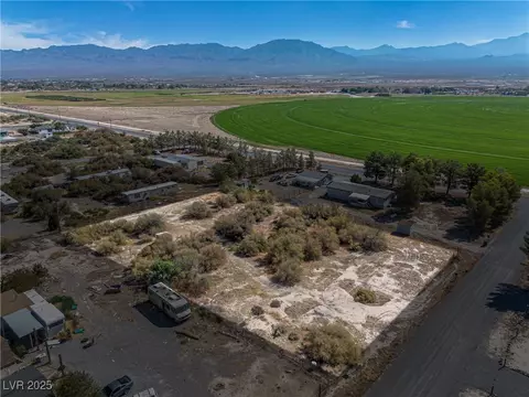 550 W Morgan Ln, Pahrump, NV 89060