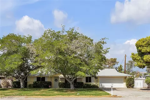 1945 Duneville St, Las Vegas, NV 89146