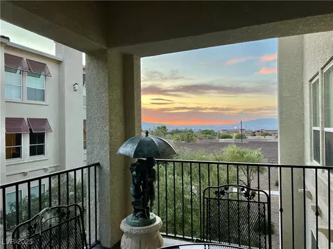 2555 Hampton Rd #6203, Henderson, NV 89052