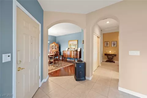 Entry Way - 2520 Links Dr, Laughlin, NV 89029 photo 1 of 3