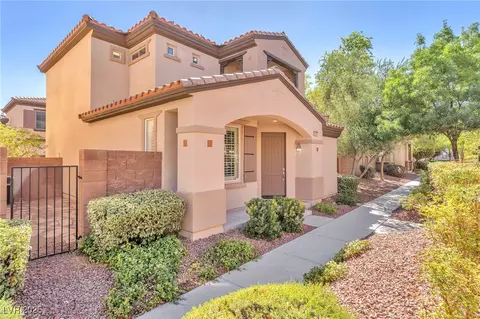 2435 Cordoba Bluff Ct, Las Vegas, NV 89135