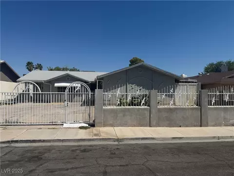 7612 Seagull Ave, Las Vegas, NV 89145