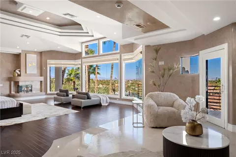 5020 Spanish Heights Dr, Las Vegas, NV 89148