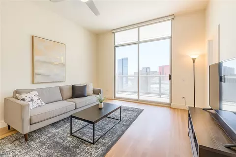 200 W Sahara Ave #3802, Las Vegas, NV 89102