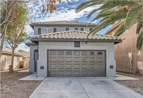 5913 Autumn Harvest Ave, Las Vegas, NV 89142