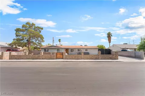 4775 E New York Ave, Las Vegas, NV 89104