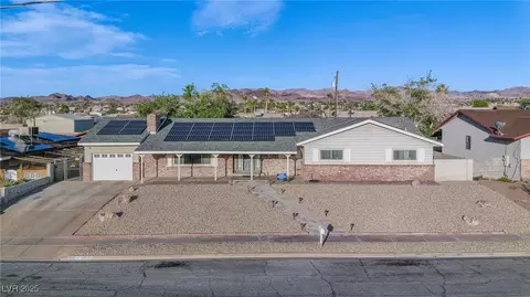 846 Fairview Dr, Henderson, NV 89015