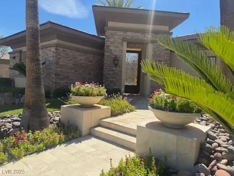 2707 Turtle Head Peak Dr, Las Vegas, NV 89135