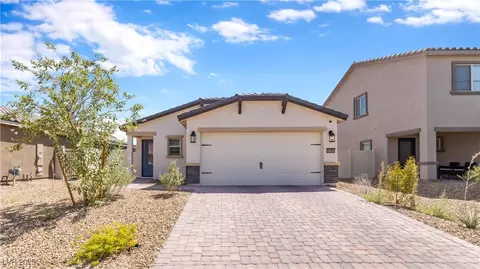6767 Warthog Ave, Las Vegas, NV 89156