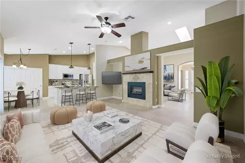 8541 Highland View Ave, Las Vegas, NV 89145