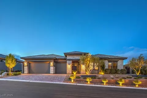 12544 Claymore Highland Ave, Las Vegas, NV 89138