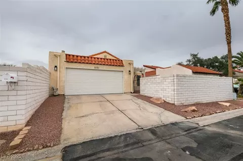 5151 Tennis Ct, Las Vegas, NV 89120