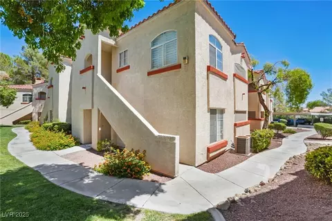 525 Indian Princess Dr #204, Las Vegas, NV 89145