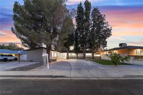 2701 Mason Ave, Las Vegas, NV 89102