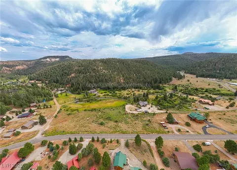 View/Area - 797 E Aspen Meadow Dr, Mammoth Creek, UT 84735 photo 3 of 6