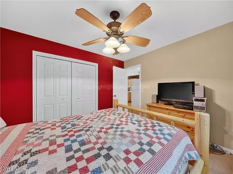 Bedroom - 797 E Aspen Meadow Dr, Mammoth Creek, UT 84735 photo 3 of 10