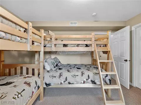 Bedroom - 797 E Aspen Meadow Dr, Mammoth Creek, UT 84735 photo 9 of 10