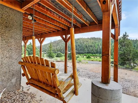 Exterior - 797 E Aspen Meadow Dr, Mammoth Creek, UT 84735 photo 5 of 9