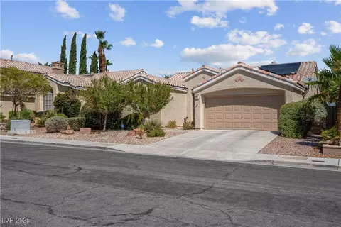 9260 Spruce Mountain Way, Las Vegas, NV 89134
