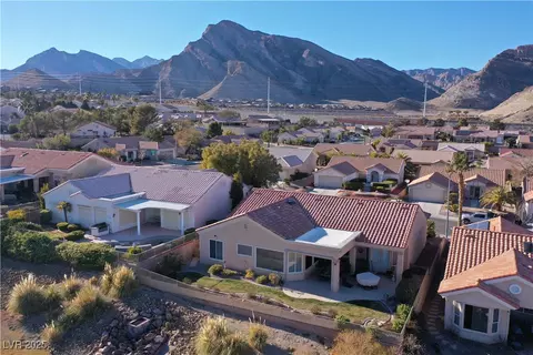 2904 Darby Falls Dr, Las Vegas, NV 89134