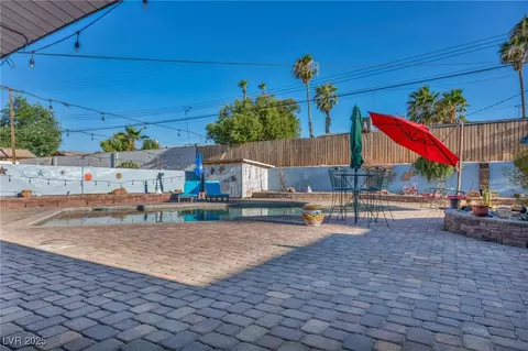 1631 Ottawa Dr, Las Vegas, NV 89169